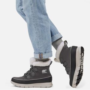 Sorel Explorer Carnival Waterproof Boot with Faux Fur Collar Size 8 (with box)